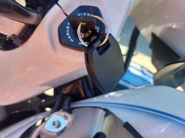 1HD1KH713RB619431 - 2024 HARLEY-DAVIDSON FLTRX Biały zdjęcie 8