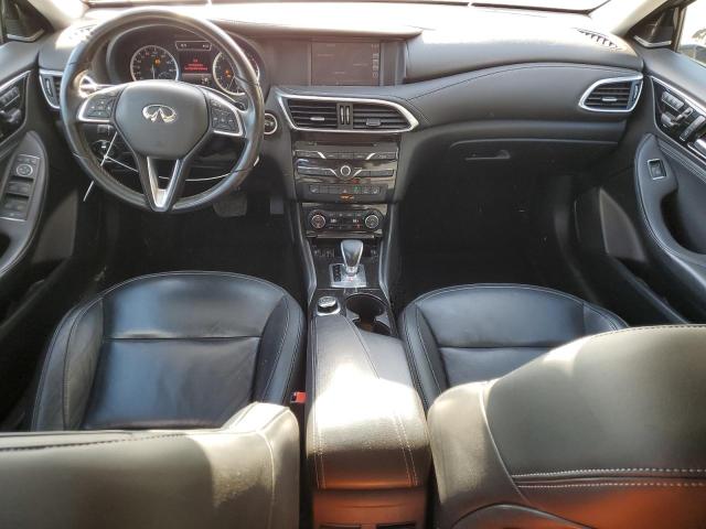 SJKCH5CR0HA015498 - 2017 INFINITI QX30 BASE SILVER photo 8