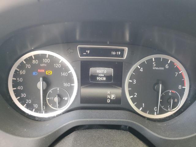 SJKCH5CR0HA015498 - 2017 INFINITI QX30 BASE SILVER photo 9