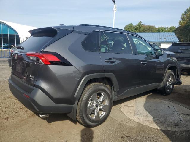 2T3P1RFVXRC487706 - 2024 TOYOTA RAV4 XLE Сұр фото 3