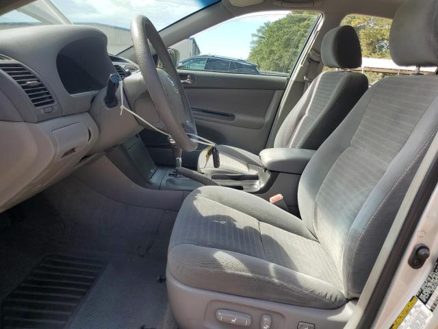 4T1BE32K45U095815 - 2005 TOYOTA CAMRY LE 银色 照片 7