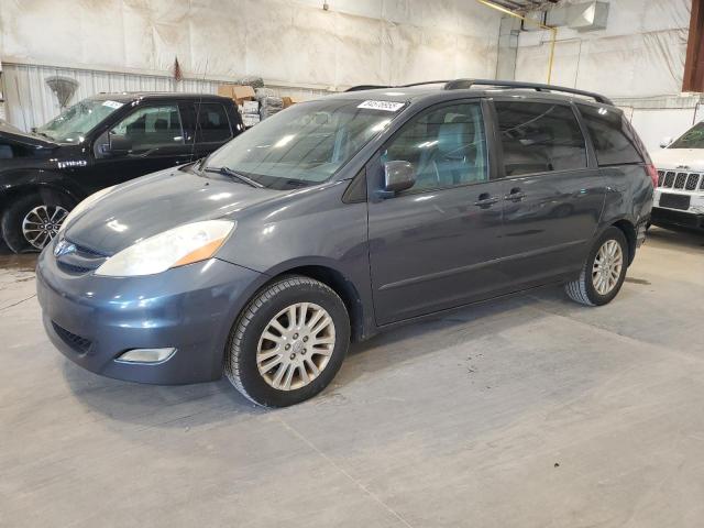 2010 TOYOTA SIENNA XLE, 