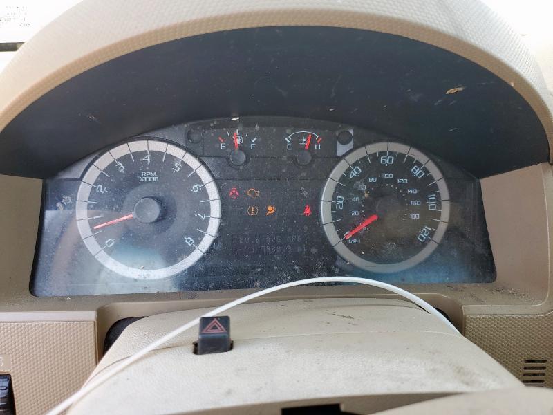 1FMCU0EG9BKA55606 - 2011 FORD ESCAPE LIMITED 白色 照片 9