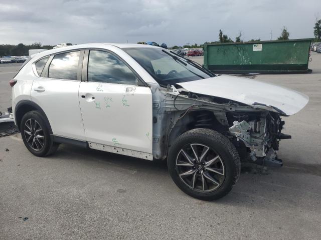 JM3KFBCM9J0314515 - 2018 MAZDA CX-5 TOURING თეთრი ფოტო 4