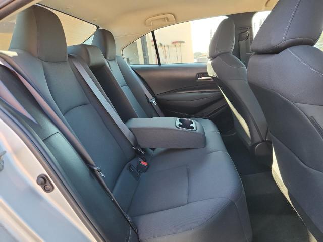 5YFEPMAE2MP213224 - 2021 TOYOTA COROLLA LE SILVER photo 10