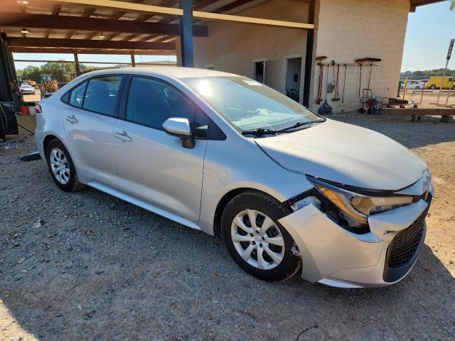 5YFEPMAE2MP213224 - 2021 TOYOTA COROLLA LE SILVER photo 4