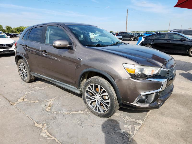 JA4AP3AU1HZ012906 - 2017 MITSUBISHI OUTLANDER ES 灰色 照片 4