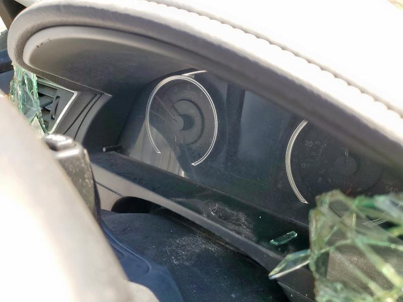 4T1BF1FK3HU705090 - 2017 TOYOTA CAMRY LE Ақ фото 9