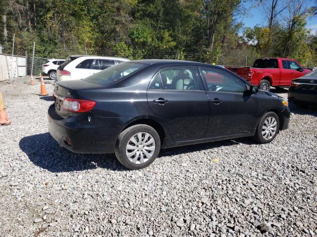 5YFBU4EE2CP013917 - 2012 TOYOTA COROLLA BASE Schwarz Foto 3
