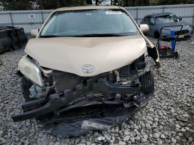5TDYK3DCXBS037690 - 2011 TOYOTA SIENNA XLE GOLD photo 5