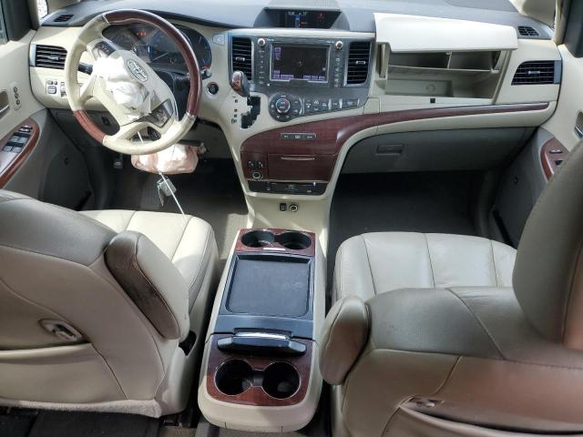 5TDYK3DCXBS037690 - 2011 TOYOTA SIENNA XLE GOLD photo 8