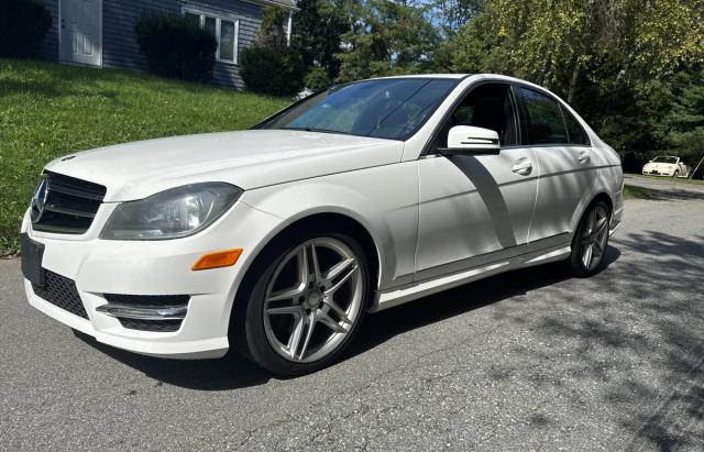 WDDGF8AB3EG213346 - 2014 MERCEDES-BENZ C 300 4MATIC WHITE photo 2