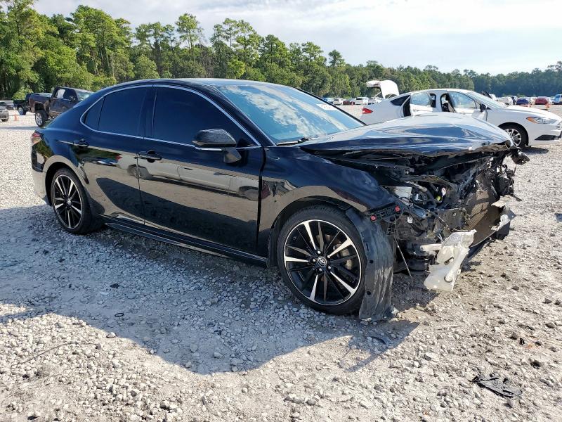 4T1B61HK4KU800598 - 2019 TOYOTA CAMRY XSE Siyah fotoğraf 4