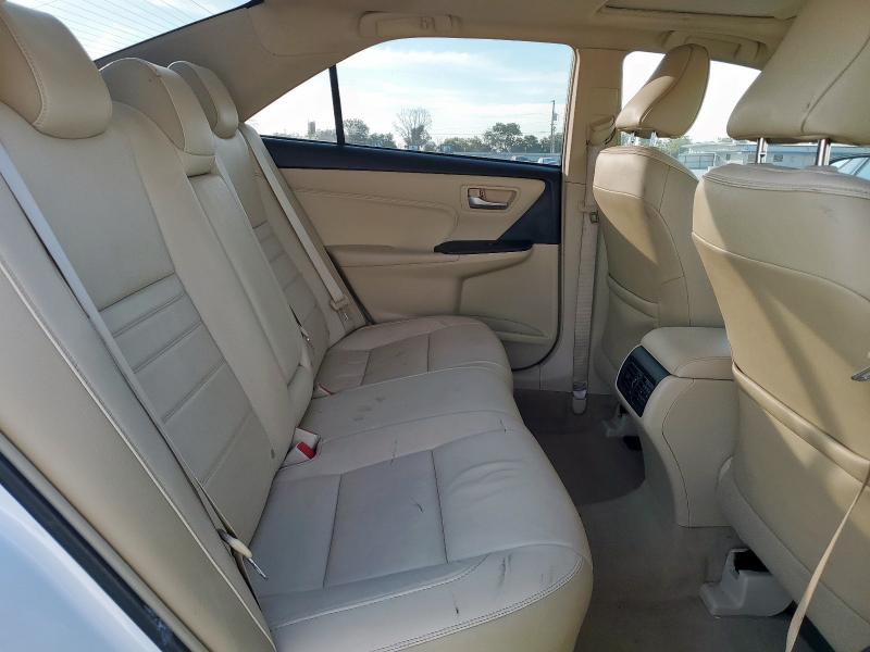 4T1BK1FK1GU571352 - 2016 TOYOTA CAMRY XSE WHITE photo 10