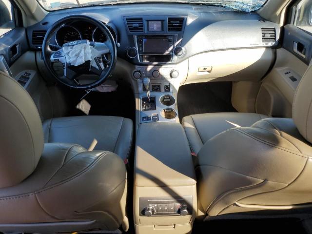 5TDBK3EH6DS195642 - 2013 TOYOTA HIGHLANDER BASE أخضر صورة 8