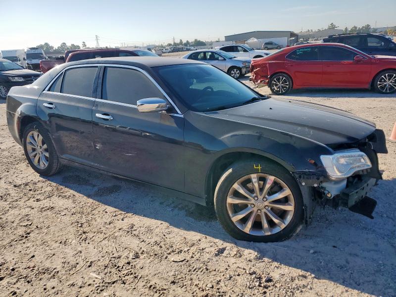 2C3CCAKG7KH528819 - 2019 CHRYSLER 300 LIMITED 黑色 照片 4