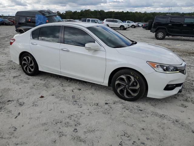 1HGCR2F73HA231582 - 2017 HONDA ACCORD EX WHITE photo 4