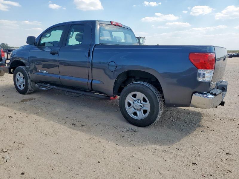 5TFRM5F14AX011634 - 2010 TOYT TUNDRA DOUBLE CAB SR5 CHARCOAL photo 2