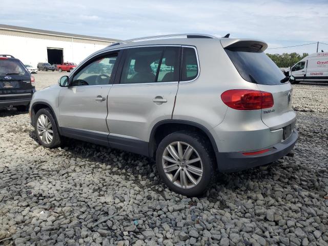 WVGBV7AX5DW520398 - 2013 VOLKSWAGEN TIGUAN S SILVER photo 2