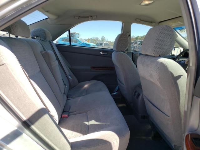 4T1BE32K22U636985 - 2002 TOYOTA CAMRY LE SILVER photo 10