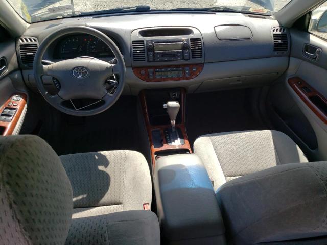 4T1BE32K22U636985 - 2002 TOYOTA CAMRY LE SILVER photo 8