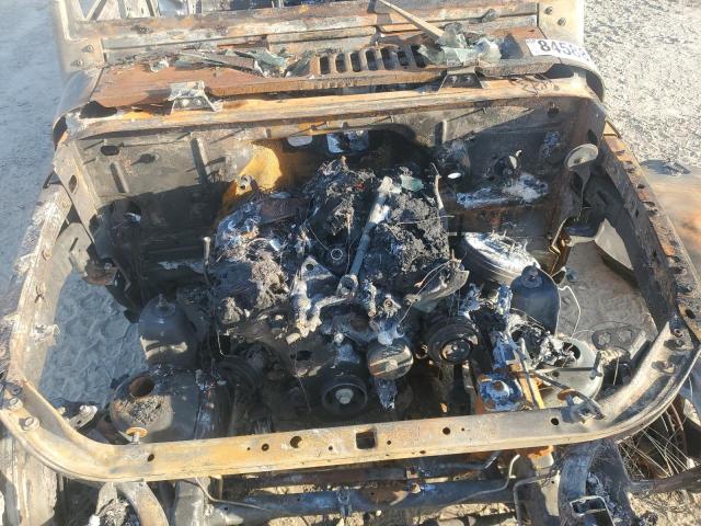 1C4BJWEG6FL601676 - 2015 JEEP WRANGLER U SAHARA 白色 照片 11