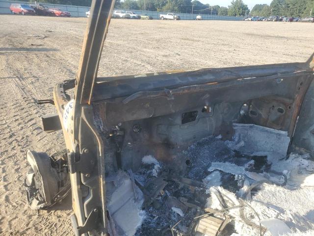 1C4BJWEG6FL601676 - 2015 JEEP WRANGLER U SAHARA 白色 照片 9