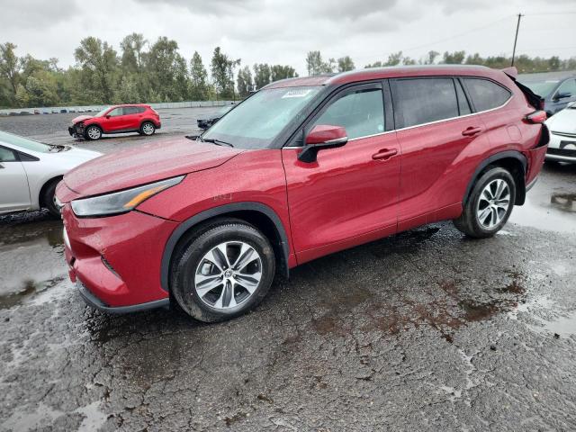 2022 TOYOTA HIGHLANDER XLE, 