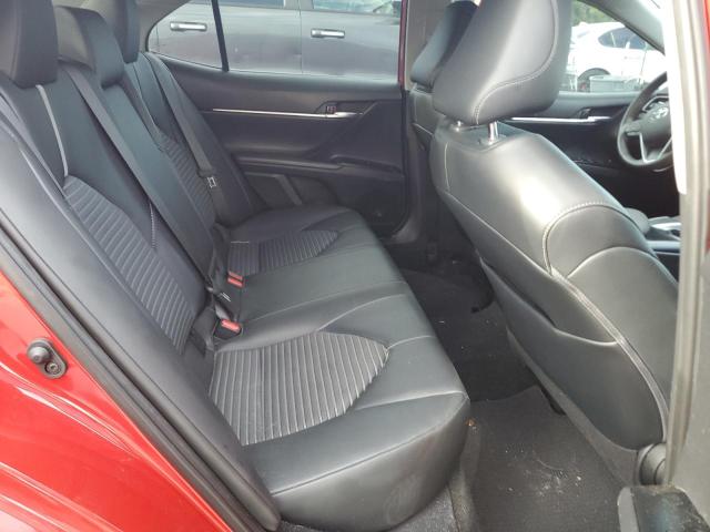 4T1G11AK1LU384879 - 2020 TOYOTA CAMRY SE RED photo 10