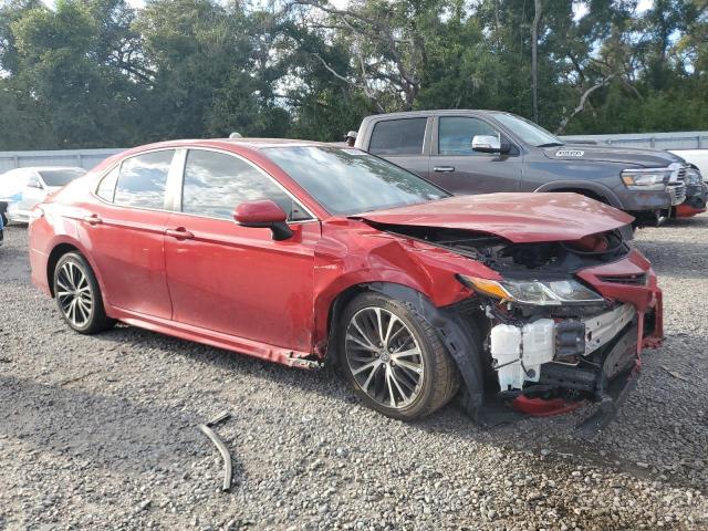 4T1G11AK1LU384879 - 2020 TOYOTA CAMRY SE RED photo 4
