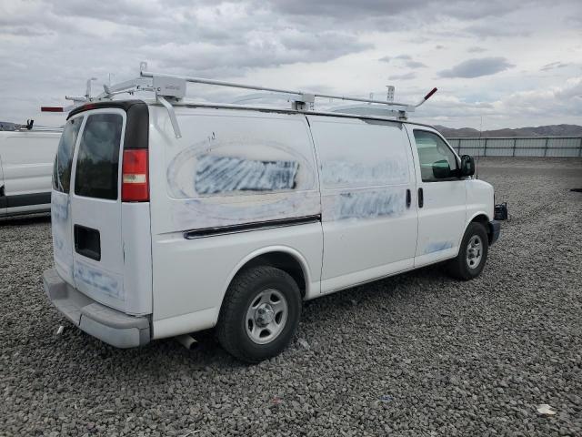 1GCFG15X971127531 - 2007 CHEVROLET EXPRESS G1 WHITE photo 3