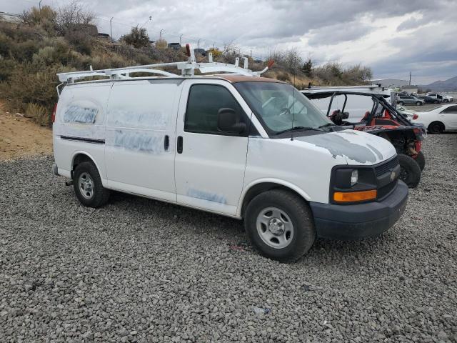 1GCFG15X971127531 - 2007 CHEVROLET EXPRESS G1 WHITE photo 4