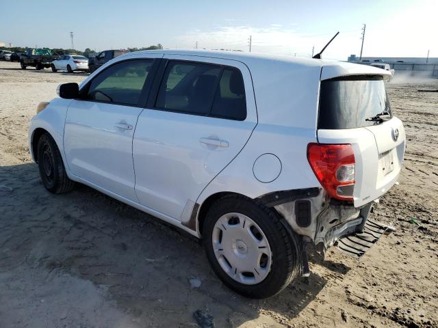 JTKKUPB43E1045000 - 2014 TOYOTA SCION XD WHITE photo 2