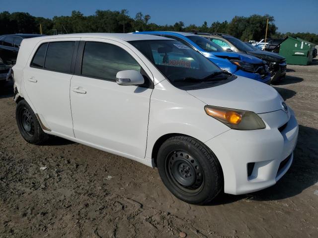 JTKKUPB43E1045000 - 2014 TOYOTA SCION XD WHITE photo 4