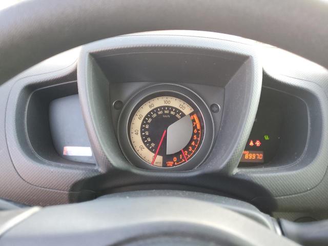 JTKKUPB43E1045000 - 2014 TOYOTA SCION XD WHITE photo 9