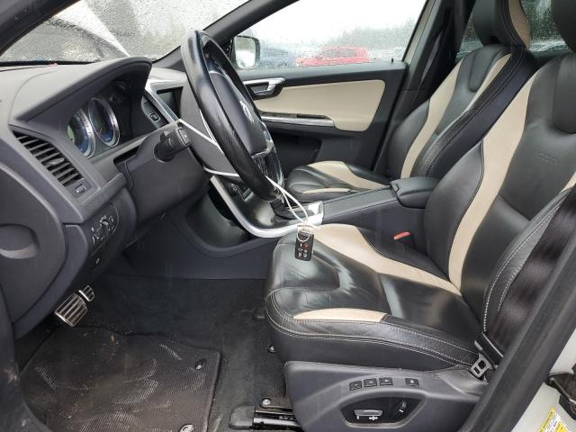 YV4902DZ9D2414137 - 2013 VOLVO XC60 T6 银色 照片 7