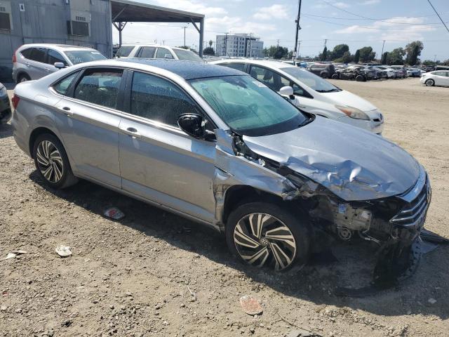 3VWEB7BU3LM068686 - 2020 VOLKSWAGEN JETTA SEL Argent photo 4