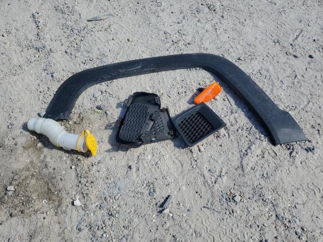 ZACCJAAT3GPD26484 - 2016 JEEP RENEGADE SPORT Qırmızı foto 13