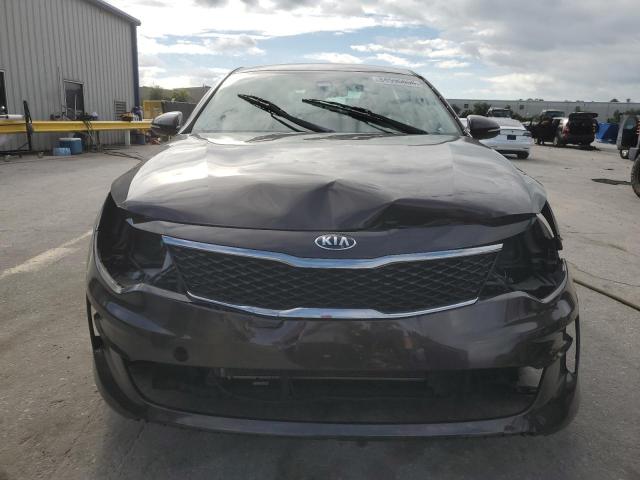 KNAGT4L33J5238705 - 2018 KIA OPTIMA LX ყავისფერი ფოტო 5