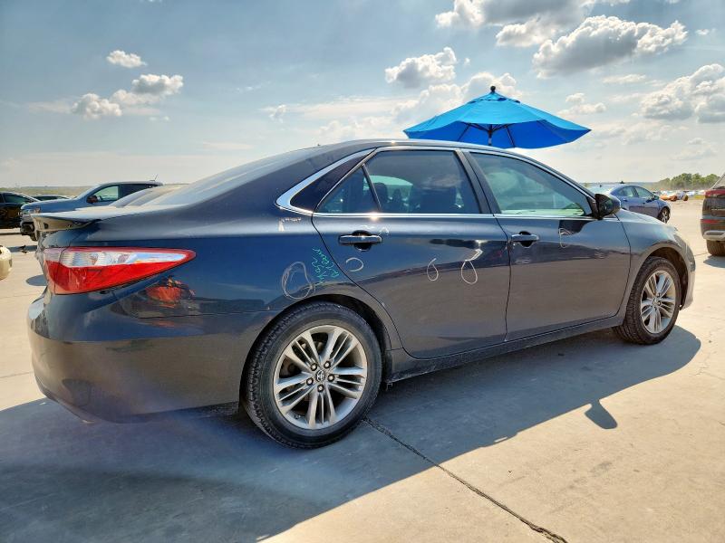 4T1BF1FK2HU351224 - 2017 TOYOTA CAMRY LE BLUE photo 3