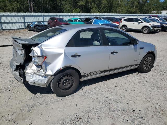 KNAFU4A29A5116322 - 2010 KIA FORTE EX 银色 照片 3