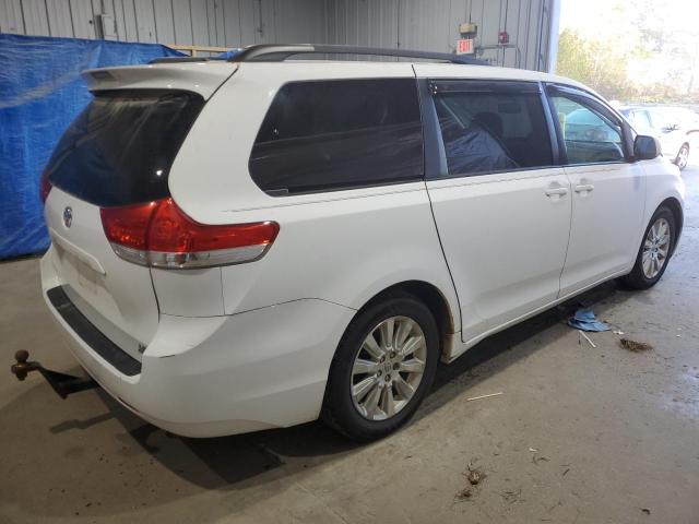 5TDJK3DC8BS025958 - 2011 TOYOTA SIENNA LE Ақ фото 3