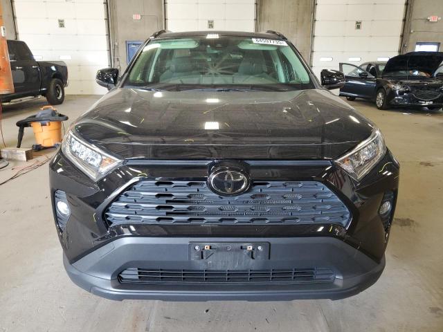 JTMP1RFVXKJ025018 - 2019 TOYOTA RAV4 XLE 黑色 照片 5