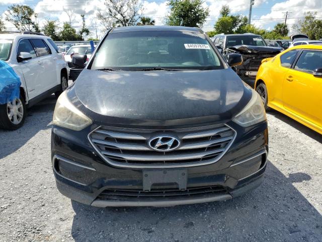 5NMZT3LB8HH037001 - 2017 HYUNDAI SANTA FE S BLACK photo 5
