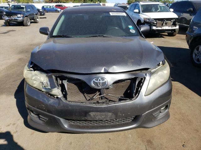 4T1BF3EK8BU203681 - 2011 TOYOTA CAMRY BASE Grau Foto 5