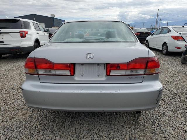 1HGCF86651A100128 - 2001 HONDA ACCORD VALUE SILVER photo 6