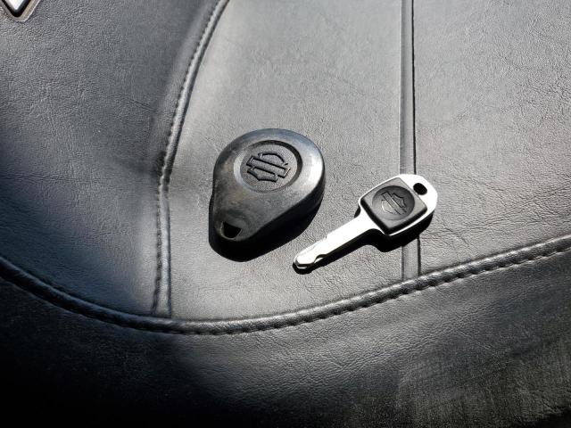 1HD1BVJ18LB049957 - 2020 HARLEY-DAVIDSON FXST შავი ფოტო 8