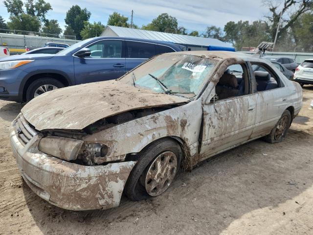 2001 TOYOTA CAMRY LE, 