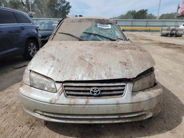 4T1BF22K11U970530 - 2001 TOYOTA CAMRY LE 银色 照片 5