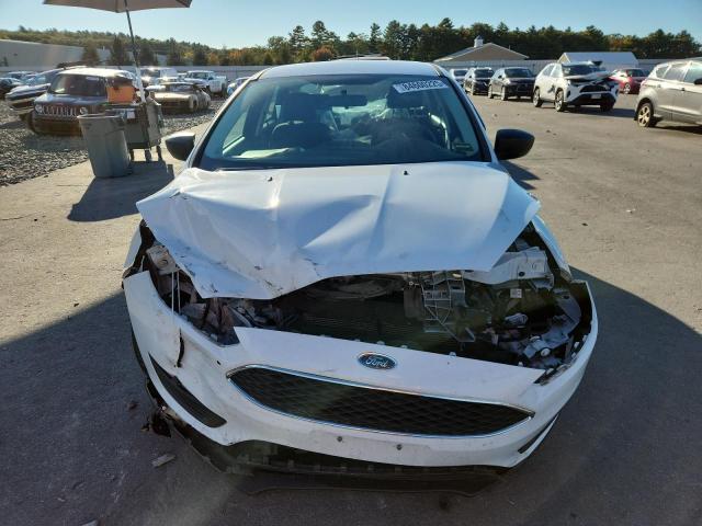 1FADP3E28JL318365 - 2018 FORD FOCUS S 白色 照片 5